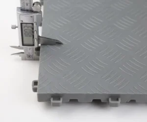 400x400x18mm Anti-Slip Interlocking PP Garage Floor Tiles for Indoor Car Parking Deck