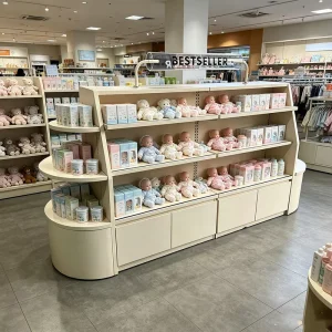 Cream White Metal Frame Wooden Layer Baby Store Display Stand with Adjustable Retail Gondola Shelf