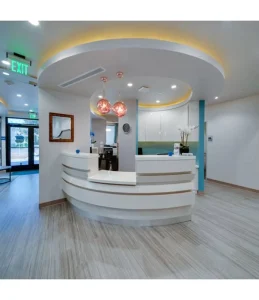 Curved Moon-Shape Artificial Stone Reception Desk for Hotels and Schools