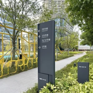 Custom Free Standing Metal Pylon Sign with LED Backlit IP65 Waterproof Outdoor Parking Signage for Car Decoration