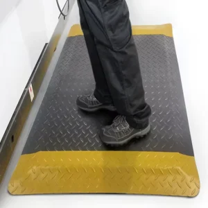 Durable Anti Fatigue Mat Non Slip Floor Mat Waterproof PVC Foam Custom Size Commercial Use