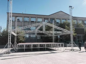 Foldable Durable Lightweight Aluminum Roof Light Stage Truss for Quick Installation at Events
