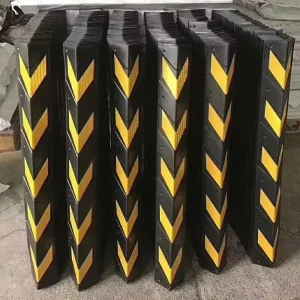 High Quality 800mm L Shaped Rubber Pillar Corner Guard Standard Size