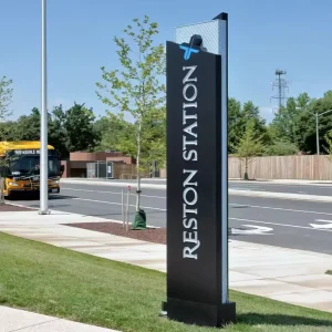 Identification Directional and Directional arrow sign Pylon Signs Pvc Yard Directional Signs for Mall Business