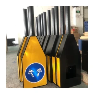 LED Illuminated Traffic Directional Sign with Keep Right or Left Arrow for Road Safety, China Manufacturer