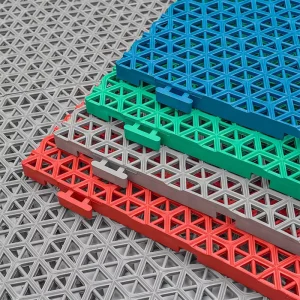 Modern Square Commercial Bathroom Anti Slip Mat Hydrophobic Cut Floor PVC Thickened Square Splicing Cutting Anti Slip Foot Mat