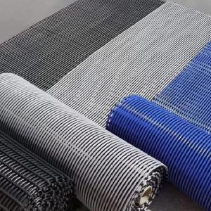 Non-slip PVC Drainage Mat Hollow Tube Floor Mat for Wet Areas Bathrooms and Swimming Pools