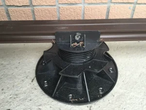Outdoor Self-Leveling Adjustable Plastic Paver Pedestal Supports for Tiles
