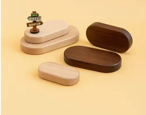 Oval North American Black Walnut Wood Vehicle-Mounted DIY Display Stand with Doll Ornament