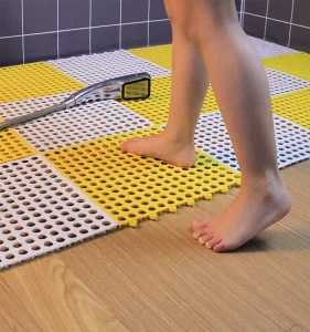 Quality assured Widely Use Outdoor Colorful Anti slip Floor Interlocking Mat