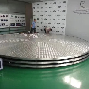 Quiet Drive Motor Turntable for Museum and Gallery Displays
