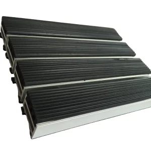 Rubber Insert Extruded Aluminum Entrance Mats Slip Resistant Commercial Floor Mats