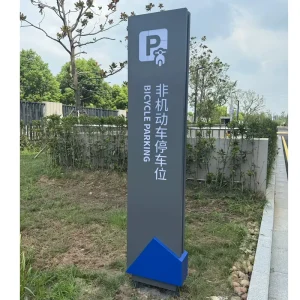 Steel Monument Directional Pylon Sign Tower with Illuminated Signboard