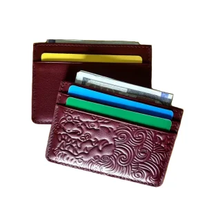 Women’s Custom Genuine Leather Lion-Embossed Credit Card Holder Wallet