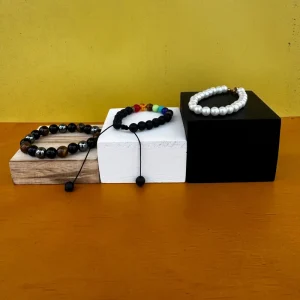 Wooden Jewelry Display Stand Set for Indoor and Outdoor Use