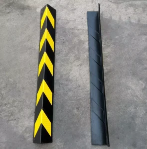 Yuyue High Intensity Reflective Fourth Grade Film Safety Sign Traffic Signs 35in Black Yellow Stick Mount